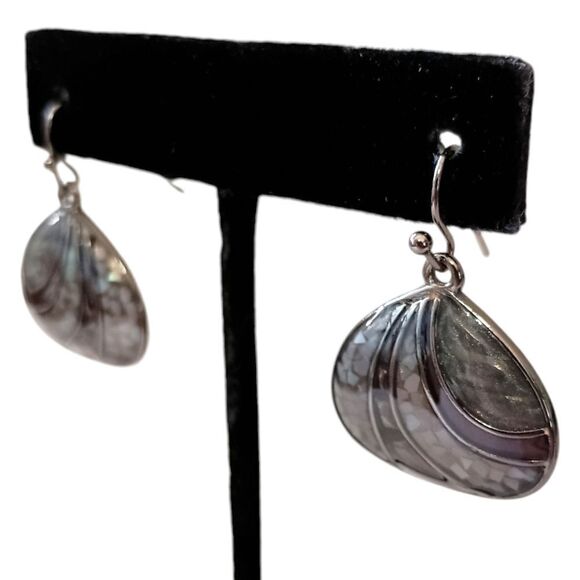 Lia Sophia Earrings Seaside Genuine Mother of Pearl Hematite Shell Retired Vtg. - Picture 6 of 16